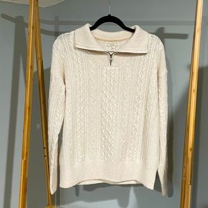 Cream colored sweater from fat face! Super soft, beautiful pullover.